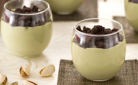 Ricette di dolci: cremoso al pistacchio con crumble al cacao