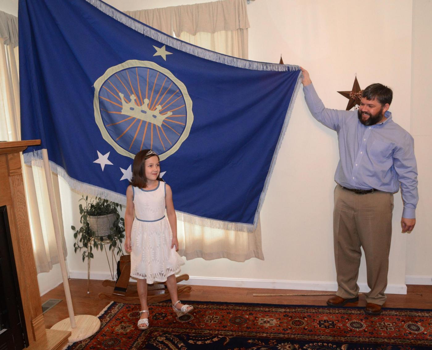 Bimba di 7 anni sogna di essere una principessa: il papà le compra un Regno