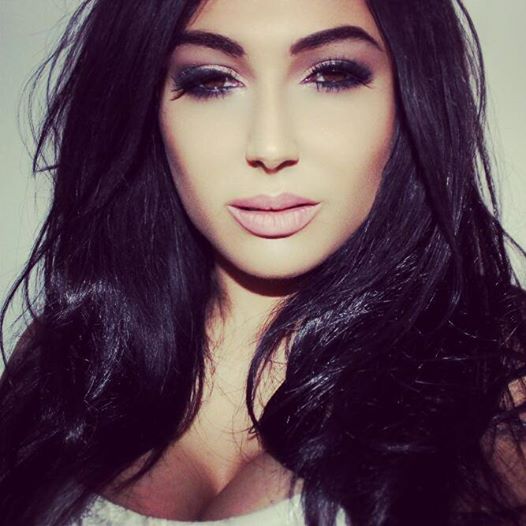 Claire Leeson, 30 mila dollari per assomigliare a Kim Kardashian (foto)