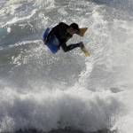California, onde alte 10 metri: l'uragano Maria non ferma i surfisti2021