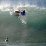 California, onde alte 10 metri: l'uragano Maria non ferma i surfisti18
