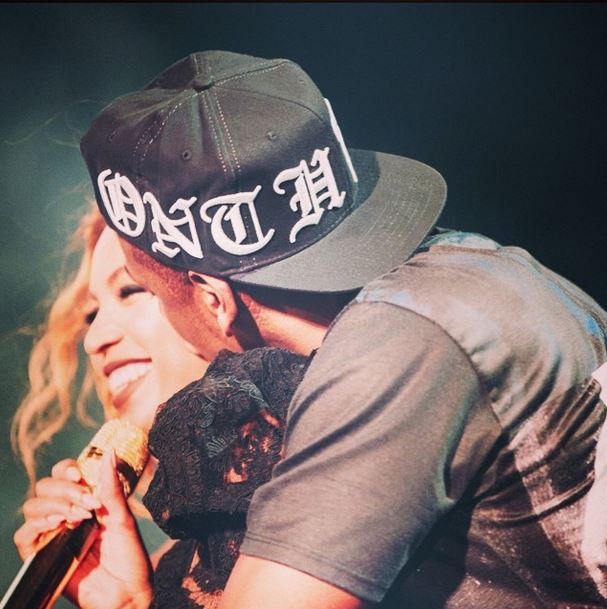 Beyoncé e Jay-Z, baci sul palco frenano l'ipotesi divorzio (foto)