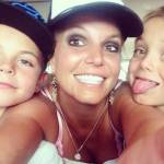 Britney Spears: selfie sorridente insieme ai figli (foto)