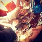 Cara Delevingne, festa a Ibiza per il suo 22° compleanno (foto)