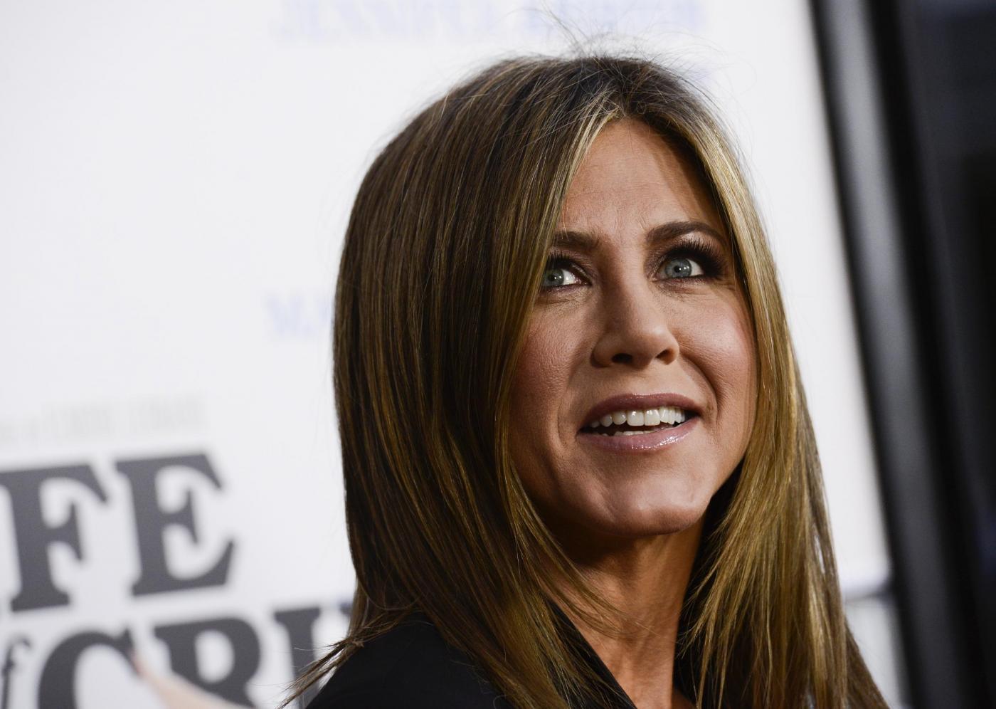 La crema notte usata da Jennifer Aniston per una pelle rudagiosa