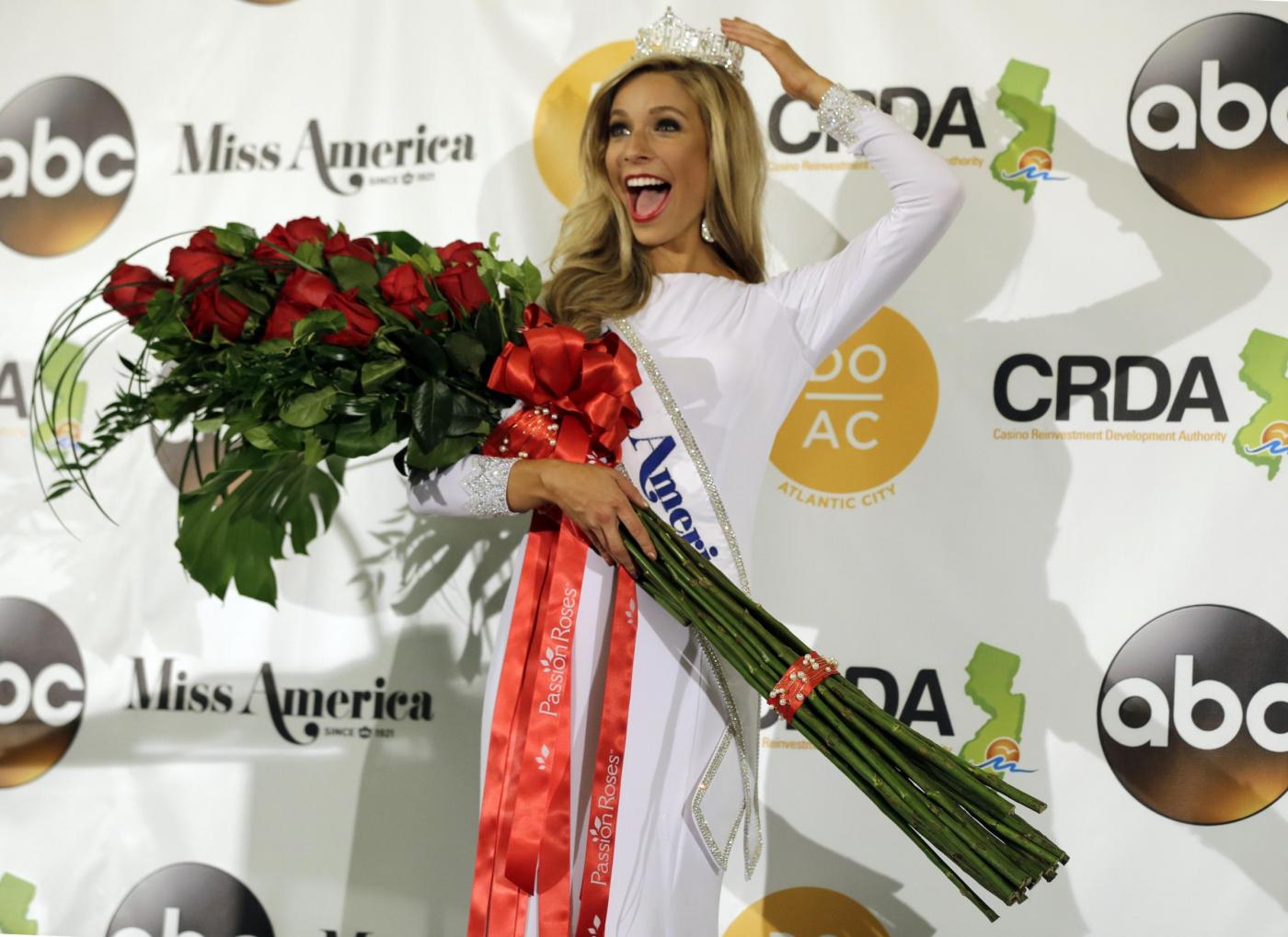 Kira Kazantsev è Miss America 2015: le foto 8