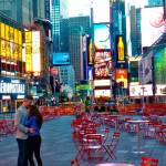 Ryan Serhant, proposta di nozze estrema alla fidanzata: fa chiudere Times Square