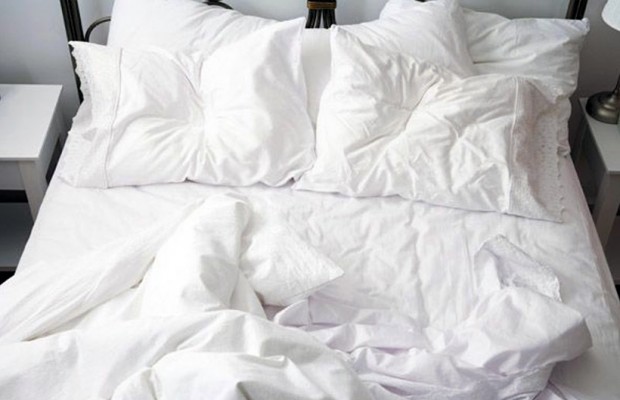 Rifare il letto fa male alla salute: attira gli acari