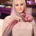 Muna AbuSulayman, star della Tv araba: il lato moderno dell'Islam (foto)