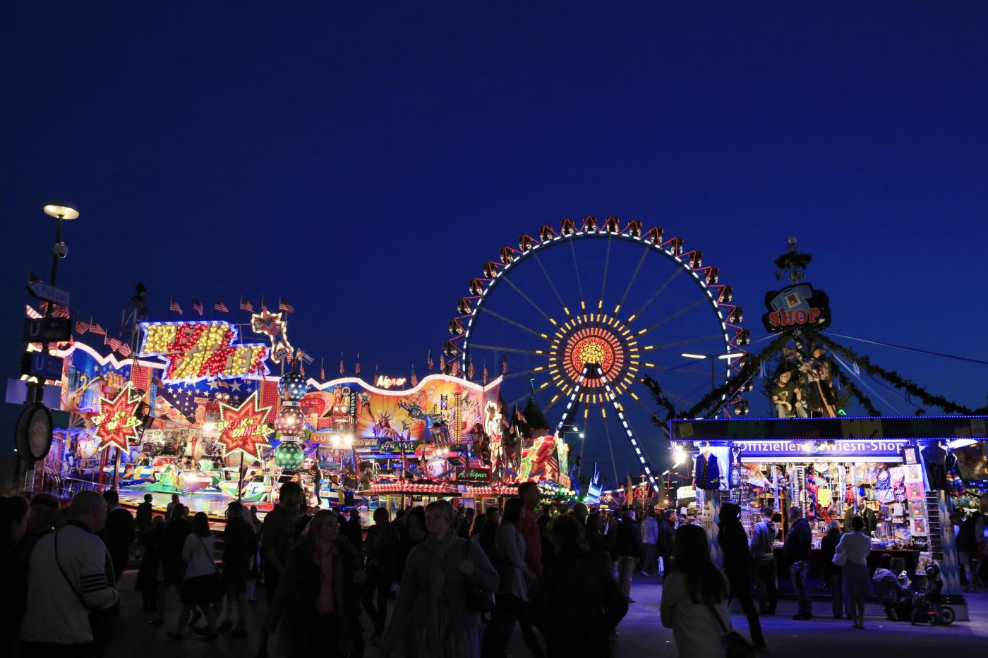 Oktoberfest, le foto dalla festa della birra di Monaco di Baviera05