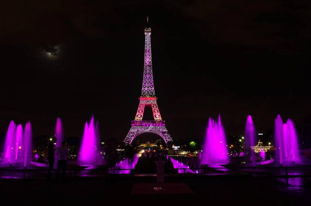 Ti Porto A Parigi Sulla Torre Eiffel Canzone
