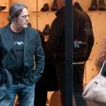 Fiorello e Marco Baldini, shopping di scarpe insieme a via Montenapoleone9