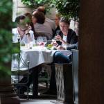 Claudia Galanti pranza a Milano con Tommaso Buti: con loro Raffaella Zardo FOTO20
