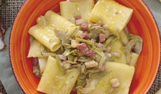 Ricette di primi: paccheri con carbonara di carciofi