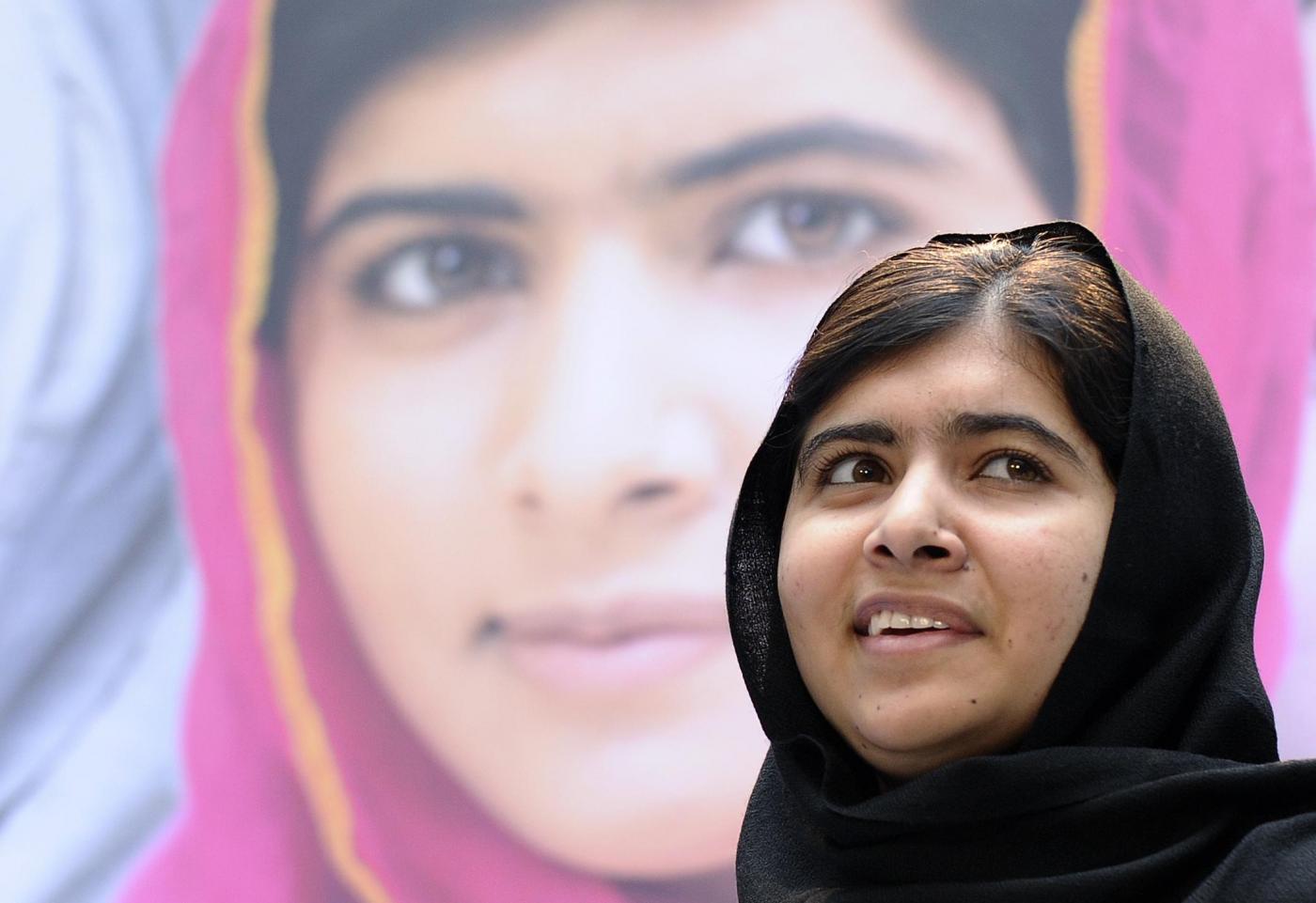 Attivista pakistana Malala Yousafzai, a soli 17 anni, vince Nobel per la Pace