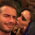 Victoria e David Beckham mai così teneri tra baci e selfie d'amore (FOTO)