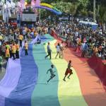 Gay Pride, un milione di persone sfilano e ballano a Rio de Janeiro12
