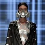 Cina, la sfilata di moda con le mascherine anti-smog10