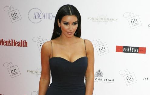 Kim Kardashian: 20 outfit che hanno fatto tendenza FOTO