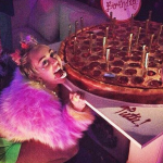 Miley Cyrus: compleanno con sex toys e marijuana 03