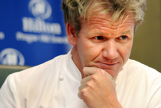 Gordon Ramsay, chef e re delle "cucine da incubo", chiude il suo ristorante