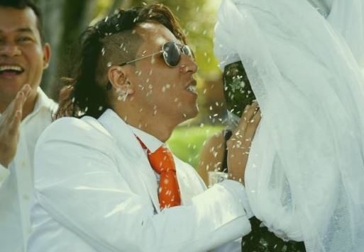 Colombia: giovane ambientalista si sposa con un albero FOTO