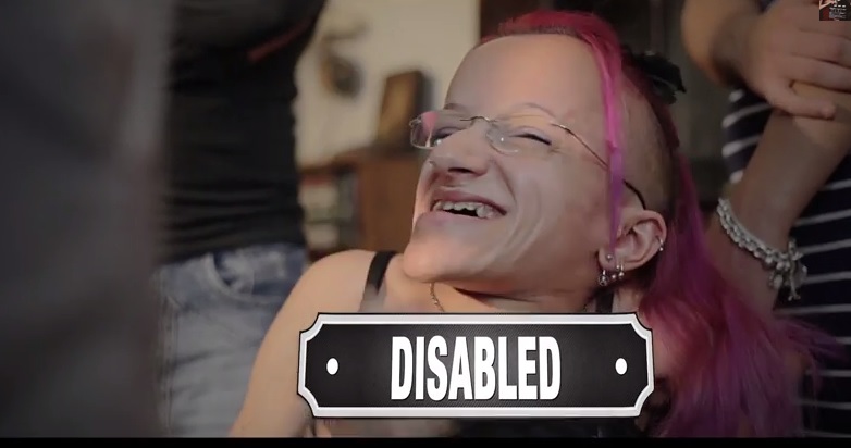 "More than Labels", disabili e lesbiche contro i pregiudizi VIDEO