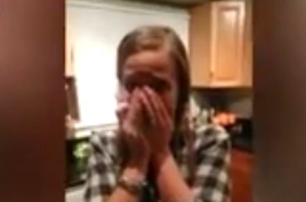 "Non andare a lavoro, partiamo!": marito fa una sorpresa alla moglie VIDEO