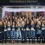 Taylor Swift shopping a Londra: si prepara al Victoria's Secret Fashion Show01