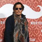 Johnny Depp ingrassato e fuori forma alla premiere di Berlino9