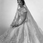 Da Grace Kelly a Liz Taylor: gli abiti da sposa più belli della storia FOTO