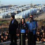 Angelina Jolie tra i profughi curdi in Iraq 8