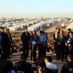 Angelina Jolie tra i profughi curdi in Iraq 07