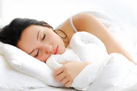 Dormire, 7 cibi che favoriscono il sonno