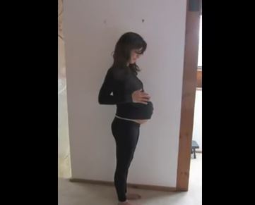 Una foto per ogni giorno della sua gravidanza. Il VIDEO in time-lapse