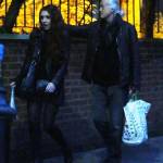 Jimmy Page e la fidanzata 25enne Scarlett Sabet: compleanno al fast food06