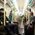 Orso polare a spasso per Londra per il lancio di "Fortitude03