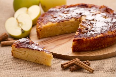 Ricette di dolci: torta rustica mele e cannella