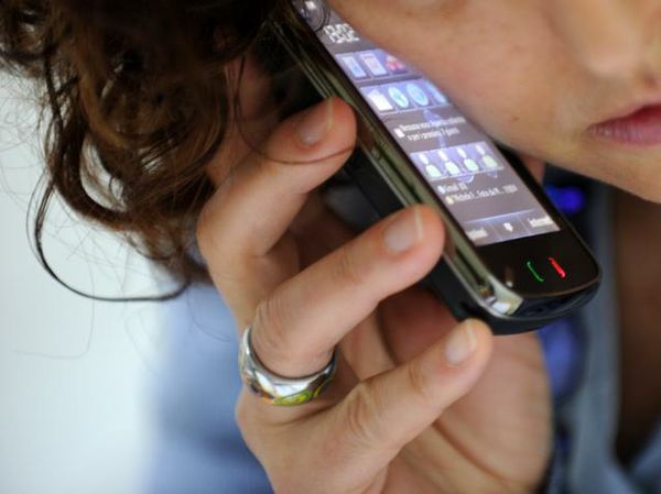 Truffa telefonica, ecco la chiamata che ruba il credito