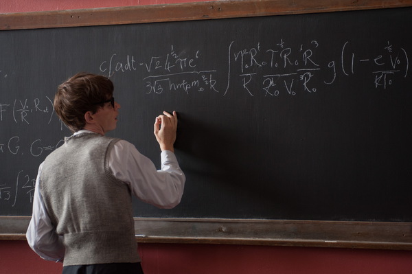 "La Teoria del Tutto", trailer del film su Stephen Hawking ed equazioni...