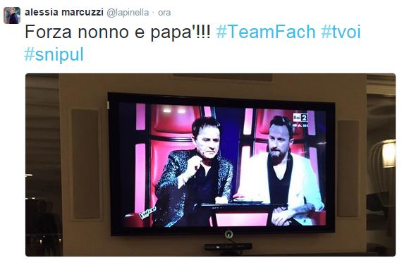 The Voice, Alessia Marcuzzi ai Facchinetti: "Forza nonno e papà"