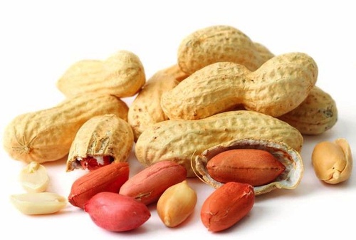 Allergie, bimbi che mangiano arachidi da piccoli più protetti