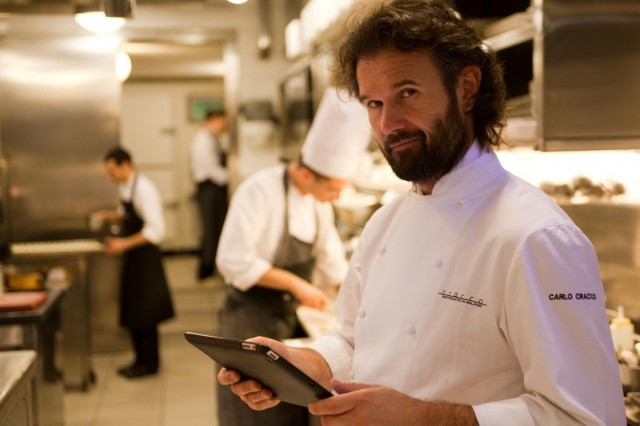 Carlo Cracco, amatriciana con l'aglio... la polemica del bucatino con Amatrice