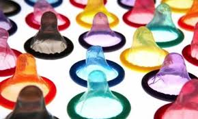 Preservativo, le 5 scuse più utilizzate dagli uomini per non metterlo