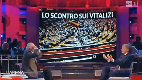 Massimo Giletti e Mario Capanna: lite in diretta a L'Arena VIDEO