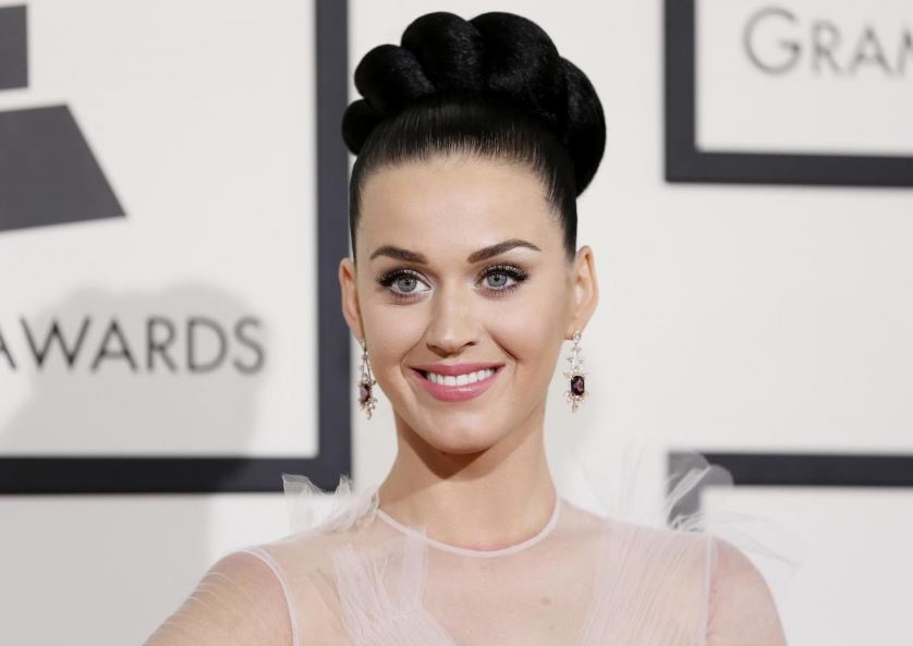 Katy Perry punzecchia il fidanzato Orlando Bloom: "Piuttosto esibizionista"