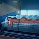Kim Kardashian nuda, lato b in mostra su Instagram FOTO