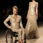 Modelle in sedie a rotelle alla New York Fashion Week02