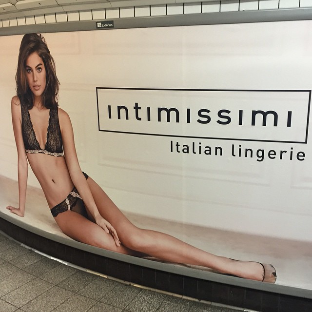 Shlomit Malka, da soldato esercito israeliano a modella per Intimissimi