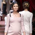 Bianca Balti sfila col pancione per Dolce e Gabbana FOTO 3